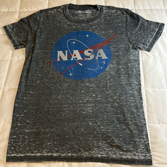 Fifth Sun Size Small NASA Heather Gray Short Sleeve Tee-Shirt - Picture 4 of 6